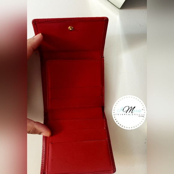 Authentic Louis Vuitton Red Epi Wallet - Picture 6 of 8